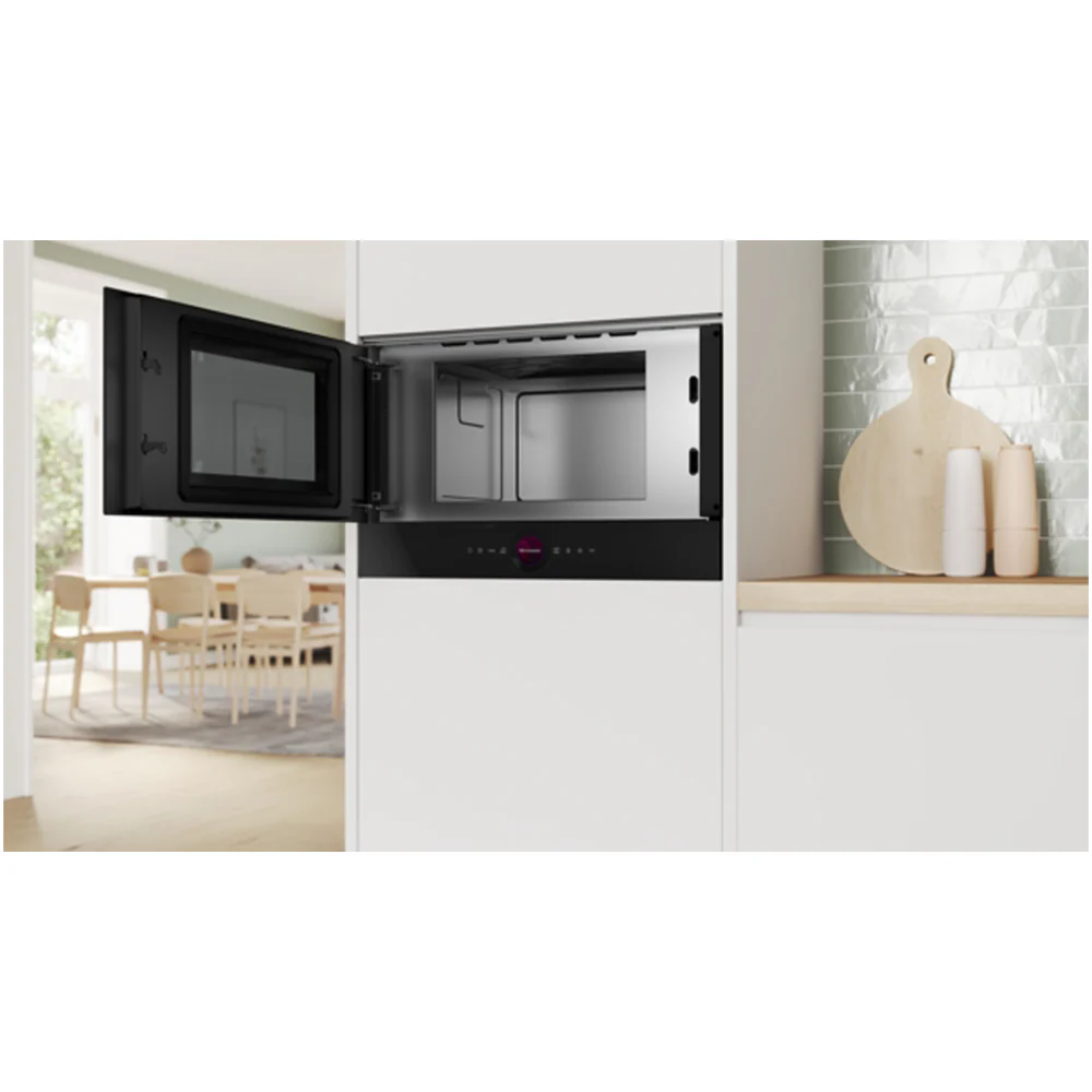 Bosch BFL7221B1B Series 8 Built In Microwave Oven Black - Image 3