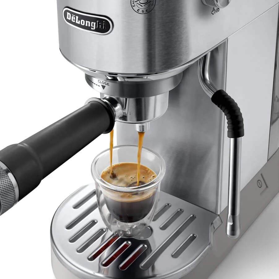 Delonghi EC890.M Dedica Duo with Advanced Milk Steam Wand Manual Espresso Machine Silver - Image 4